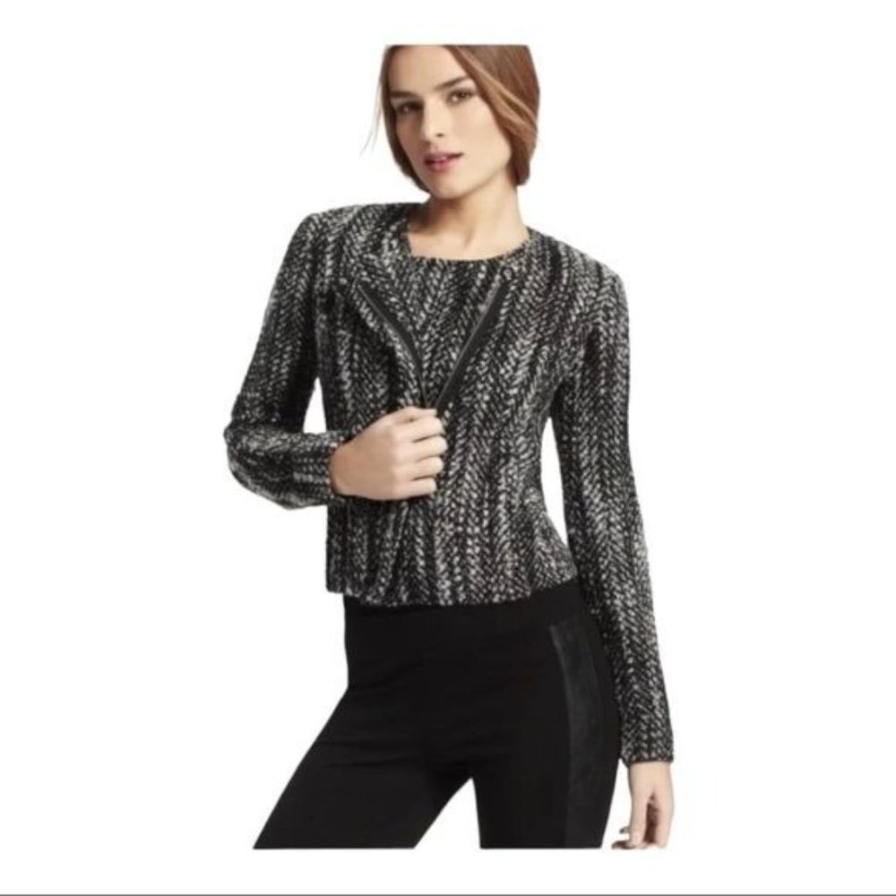 40% OFF SALE❗️ CAbi Tweed Moto Blazer Jacket Boucle Womens Size 10
